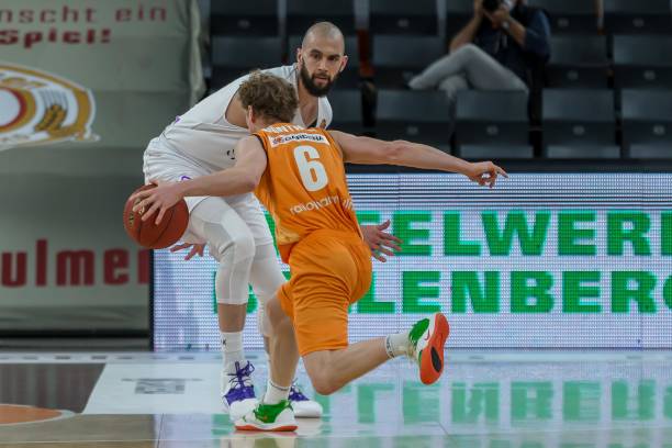 本场比赛 本场比赛