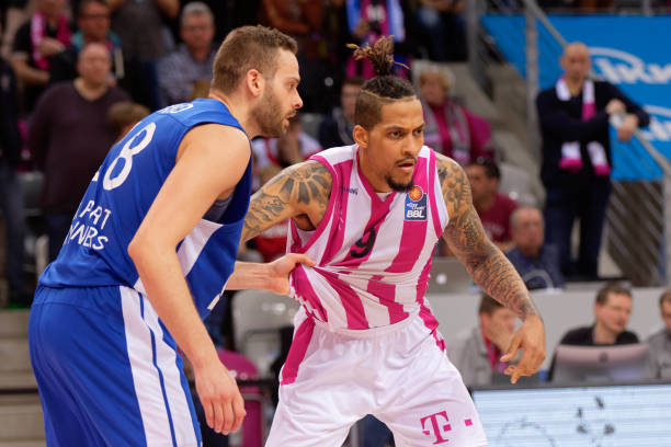 对他来说 对他来说