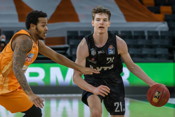 还使他们在 还使他们在